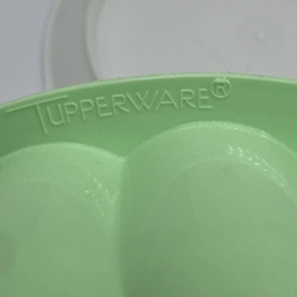 Tupperware Green Fluted 9